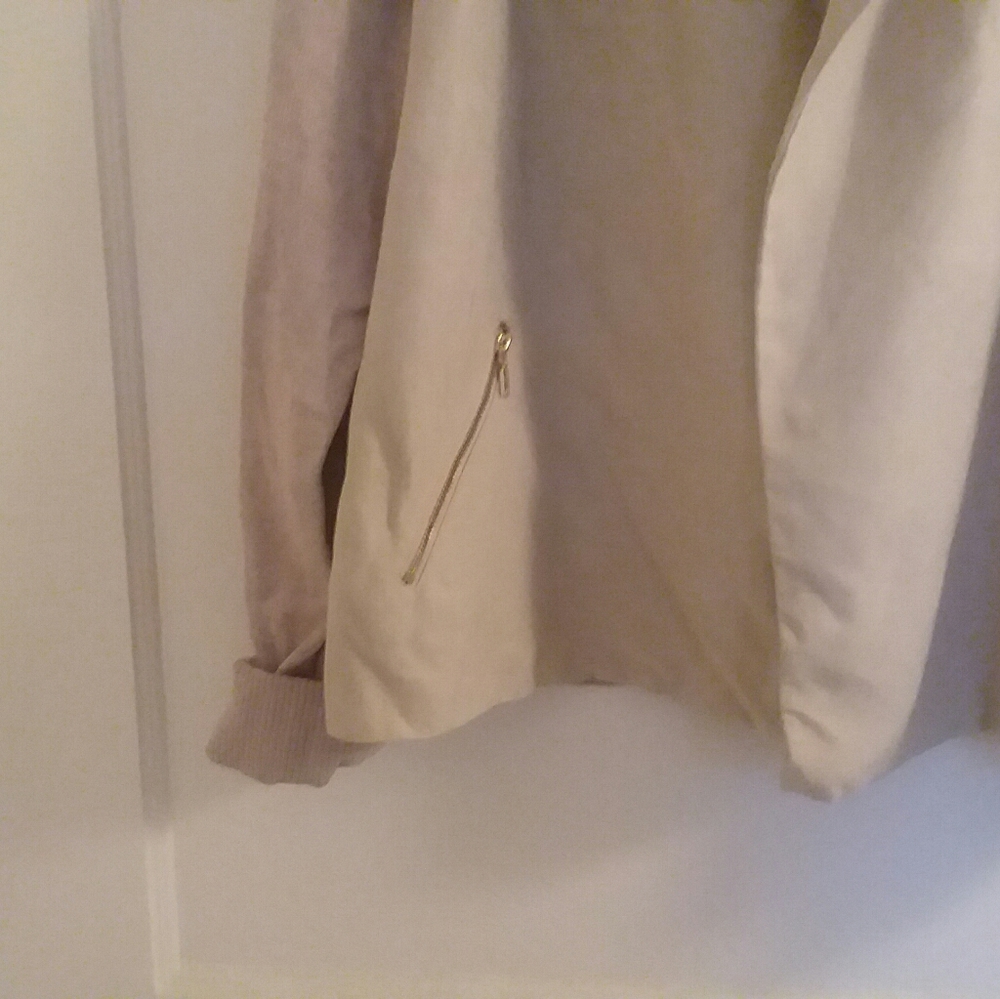 Calvin Klein Blazer - Picture 3 of 9
